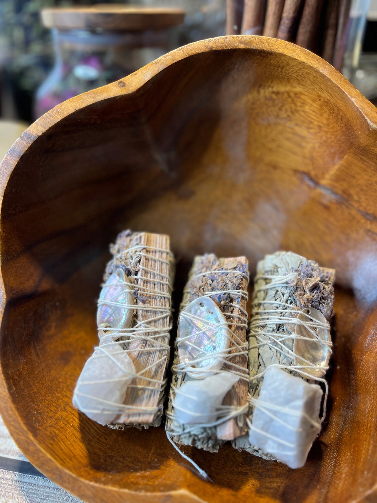 Lavender, Mini Red Abalone, Quartz & Lentisco | 4 Inches